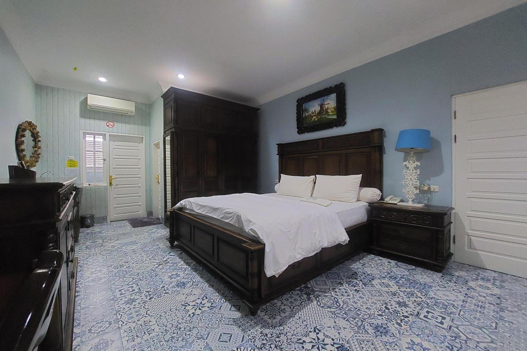 Nonie'S Huis Hotel เมดาน ภายนอก รูปภาพ